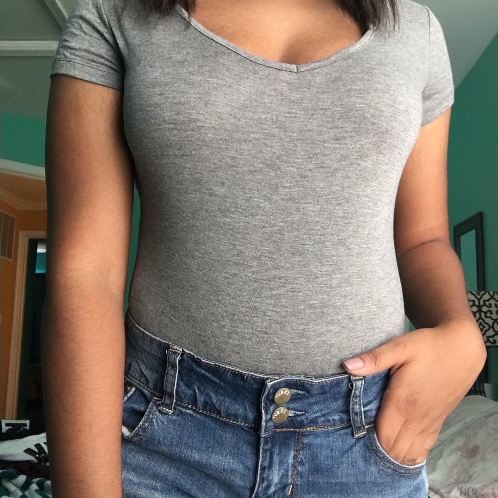 Grey short sleeve bodysuit